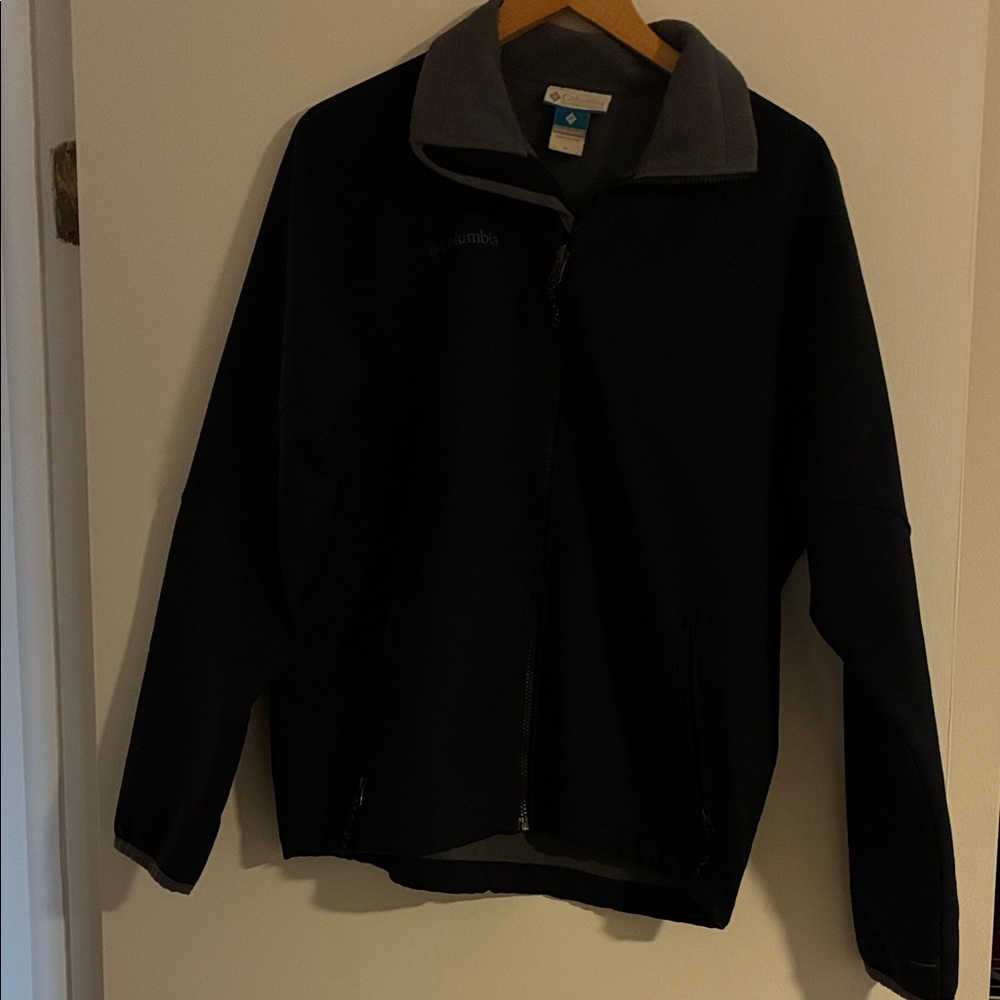 Columbia Black and Gray Fleece Jacket